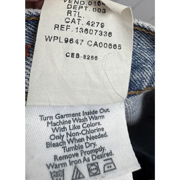 Eddie Bauer Men’s Jeans 36x36 Loose Fit Straight Leg Light Wash Denim - Picture 10 of 13